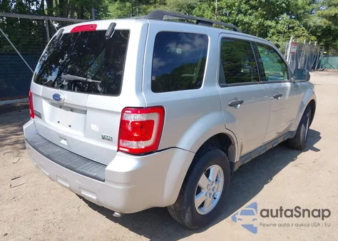 2010 Ford Escape Xlt from USA, damaged, VIN 1FMCU0DG5AKA94810